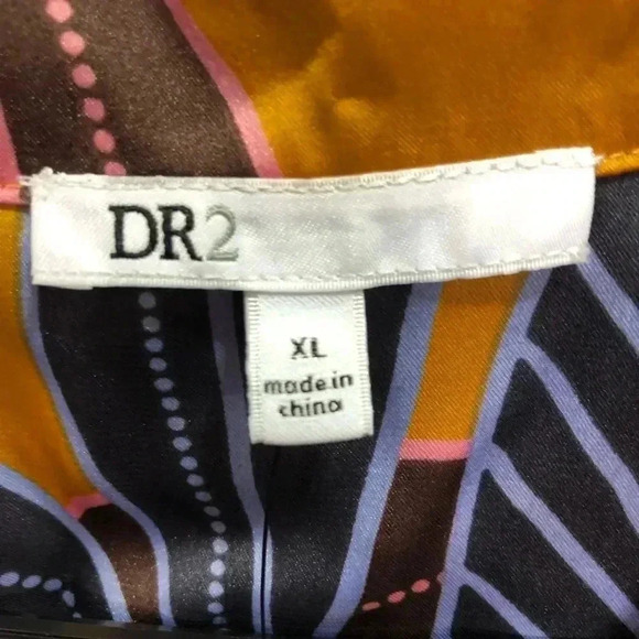 DR2 By Daniel Rainn Satin Tropical patten, Heat pocket,button up,collar - Picture 7 of 8